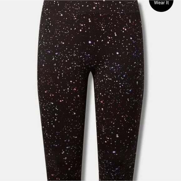 Torrid 0 Black and Bleach Pedal Pusher Leggings - New - Picture 3 of 7